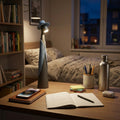 Lampe de bureau bleue design | Veluna